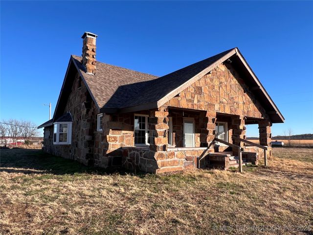 6916 State Hwy 113, Indianola, OK 74442