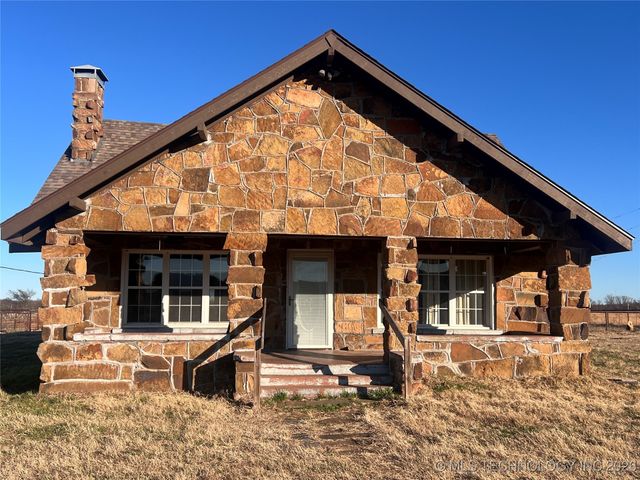 6916 State Hwy 113, Indianola, OK 74442