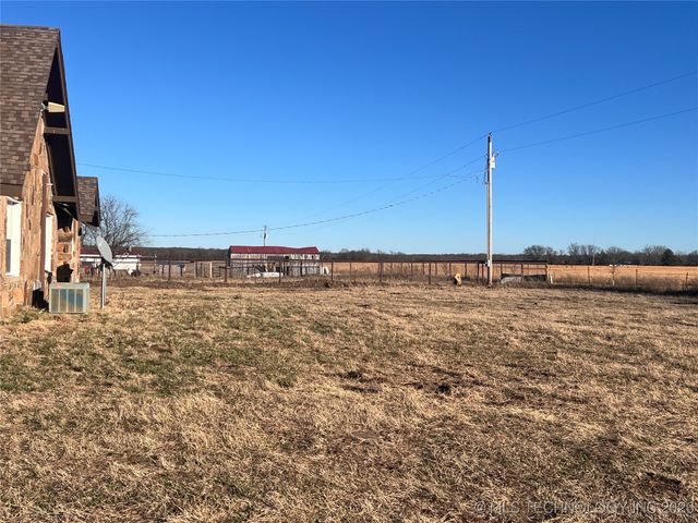 6916 State Hwy 113, Indianola, OK 74442