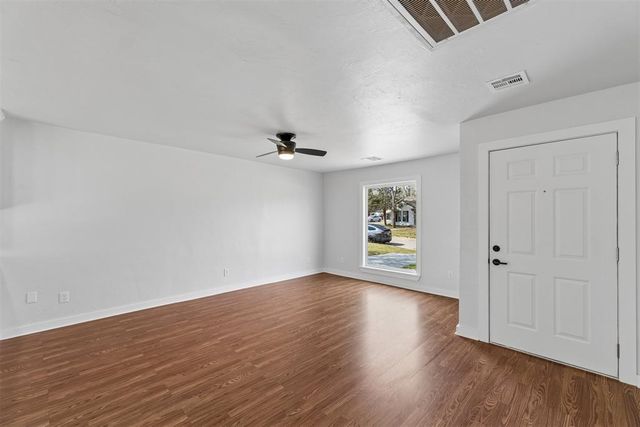 2140 NW 34th Street, Oklahoma City, OK 73112