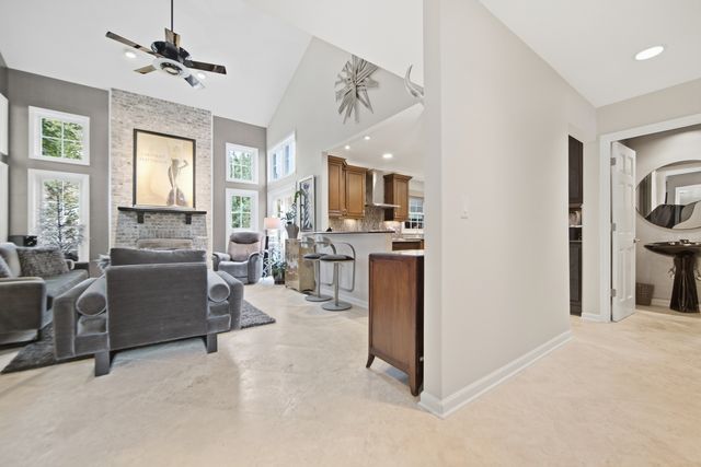 1339 Beckett Lane, Schaumburg, IL 60173