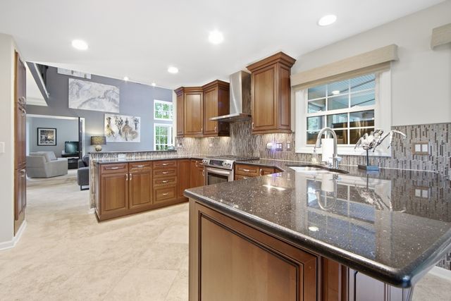 1339 Beckett Lane, Schaumburg, IL 60173