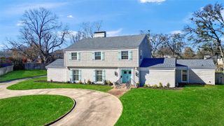 1016 Crestview Drive, Sherman, TX 75092