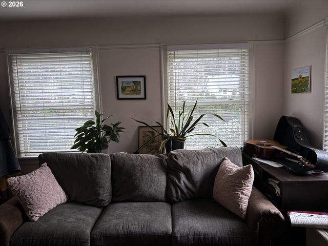 5835 W A St, West Linn, OR 97068