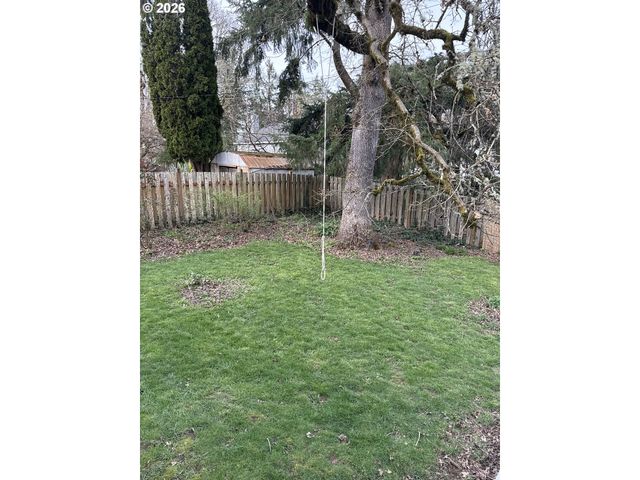 5835 W A St, West Linn, OR 97068