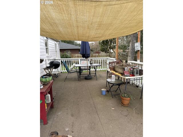 5835 W A St, West Linn, OR 97068