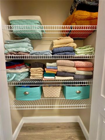 2319 NW 193rd Ave, Pembroke Pines, FL 33029