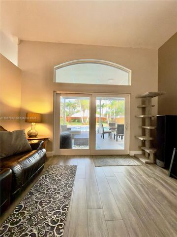 2319 NW 193rd Ave, Pembroke Pines, FL 33029