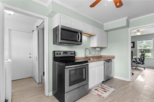 1421 Avon RD, Chesapeake, VA 23322