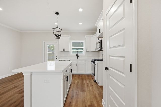 315 Thornbird Loop, Enterprise, AL 36330