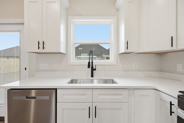 315 Thornbird Loop, Enterprise, AL 36330