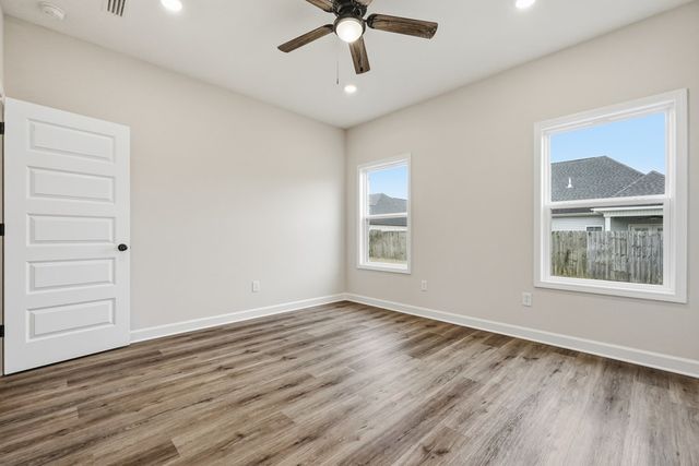 315 Thornbird Loop, Enterprise, AL 36330