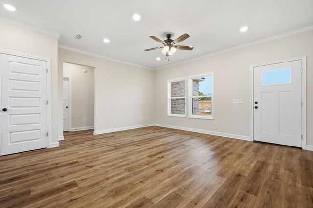 315 Thornbird Loop, Enterprise, AL 36330