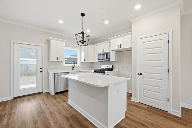 315 Thornbird Loop, Enterprise, AL 36330