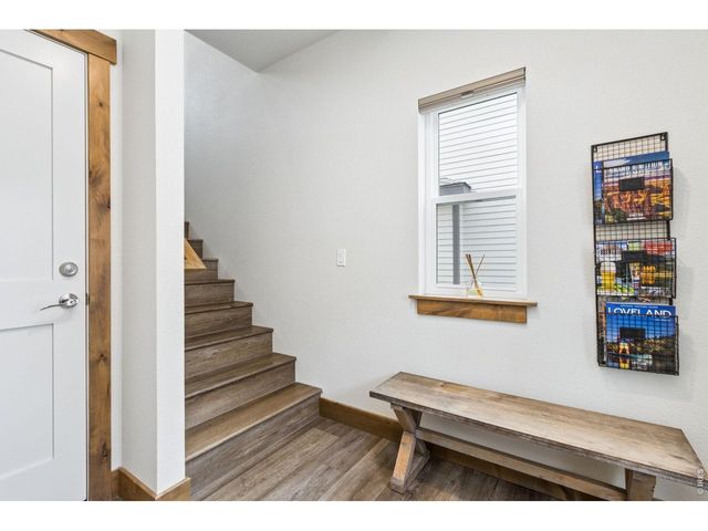 1060 Cleveland Ave, Loveland, CO 80537