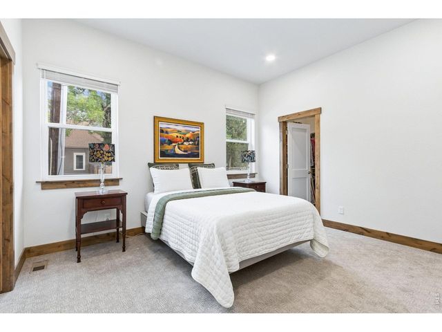 1060 Cleveland Ave, Loveland, CO 80537
