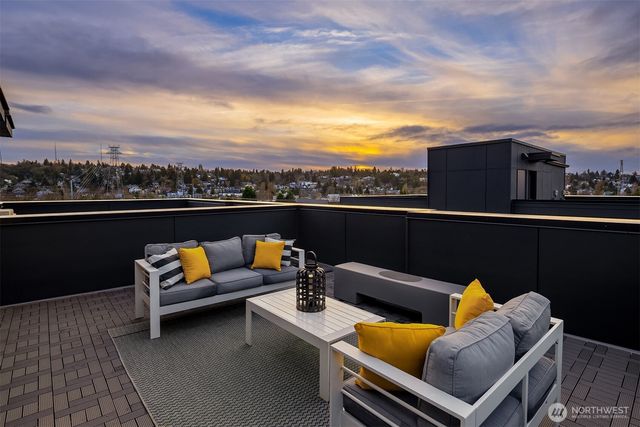 3616 Francis Avenue N, Seattle, WA 98103