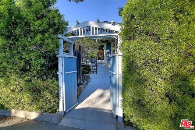 918 N Milpas Street, Santa Barbara, CA 93103