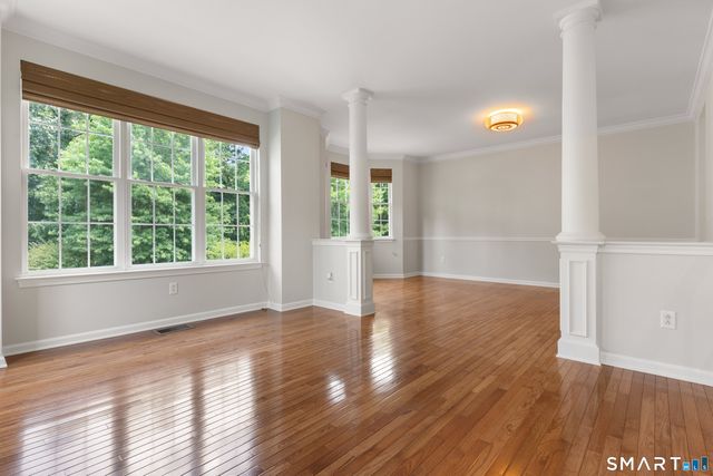 14 Cambridge Drive 14, Danbury, CT 06811