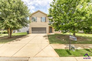 243 Flowing Meadows Drive, Kathleen, GA 31047
