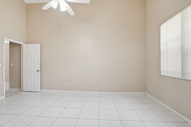 1495 SW 105th Avenue, Pembroke Pines, FL 33025