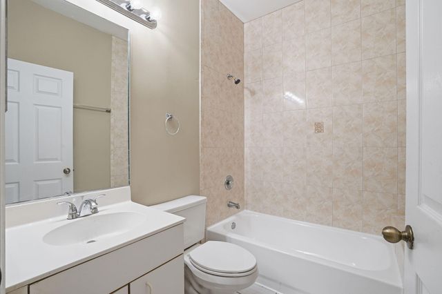 1495 SW 105th Avenue, Pembroke Pines, FL 33025