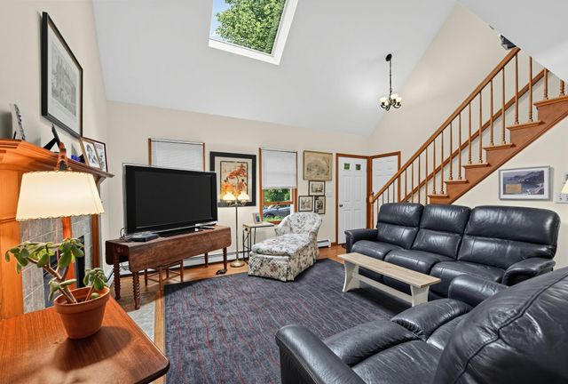 189 Main Street, Orleans, MA 02653