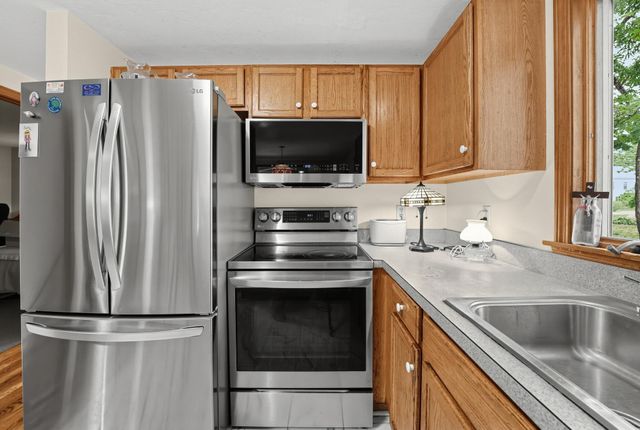 189 Main Street, Orleans, MA 02653