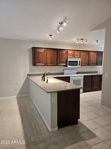 3454 E BELLERIVE Place, Chandler, AZ 85249