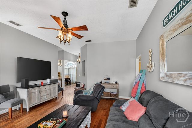 58 Worthington Drive, Ellabell, GA 31308