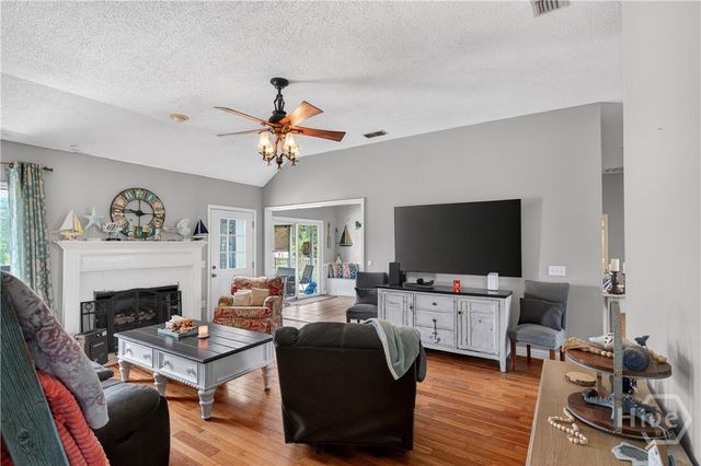 58 Worthington Drive, Ellabell, GA 31308