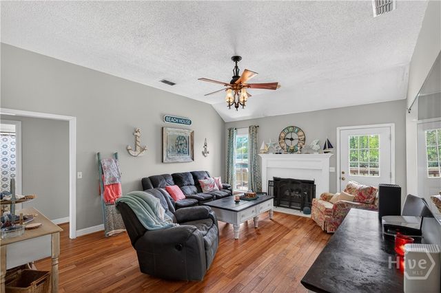 58 Worthington Drive, Ellabell, GA 31308