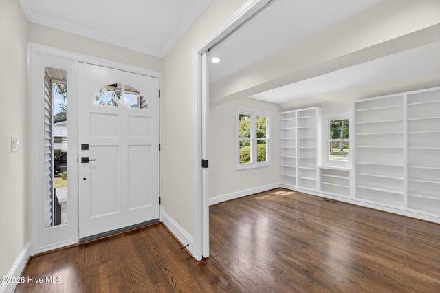 208 Dupont Circle, Greenville, NC 27858