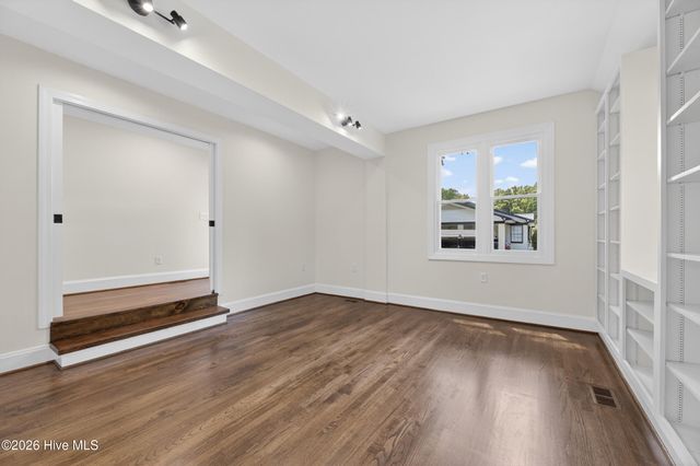208 Dupont Circle, Greenville, NC 27858