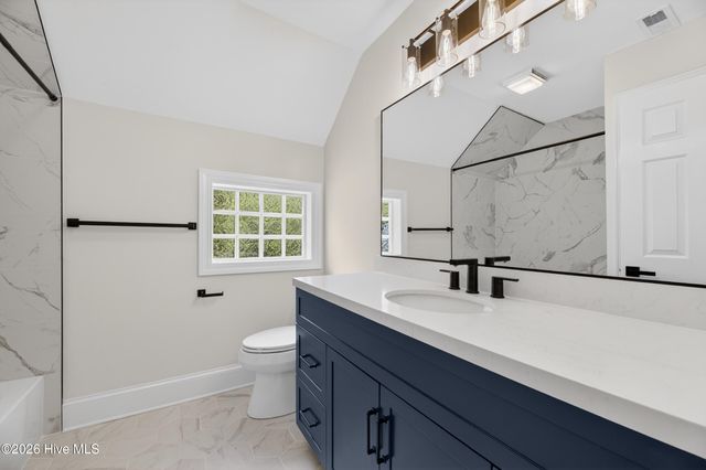 208 Dupont Circle, Greenville, NC 27858