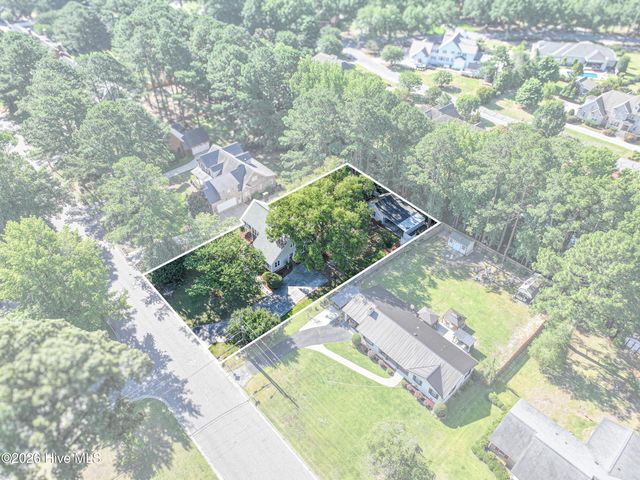208 Dupont Circle, Greenville, NC 27858