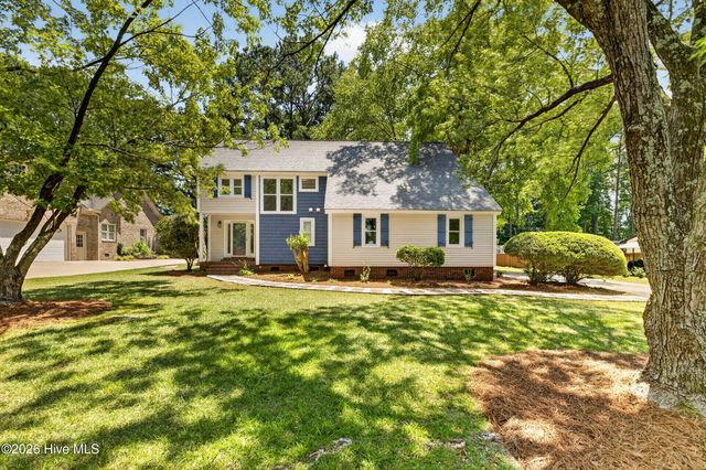 208 Dupont Circle, Greenville, NC 27858