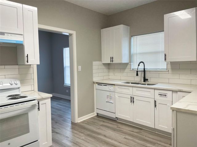 2609 3rd Street, Rosenberg, TX 77471