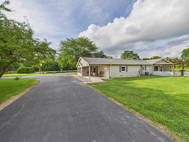 4255 NW State Road 116 -90 Road, Markle, IN 46770