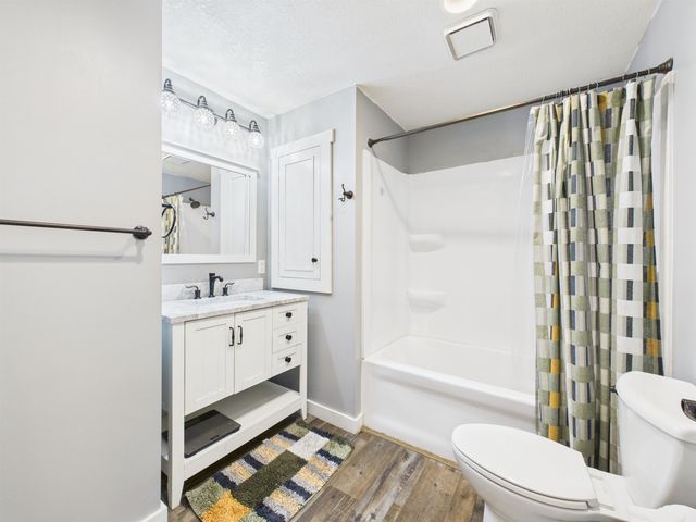 4255 NW State Road 116 -90 Road, Markle, IN 46770