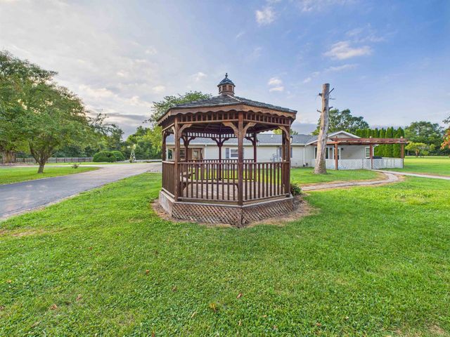 4255 NW State Road 116 -90 Road, Markle, IN 46770