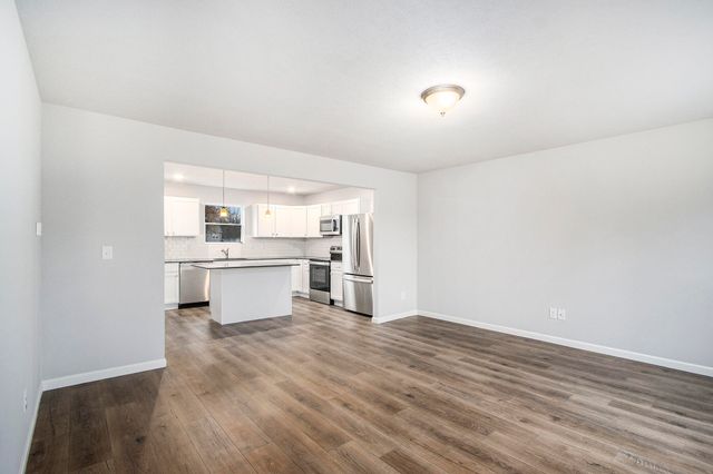 58478 Swenson Street, Mattawan Vllg, MI 49071