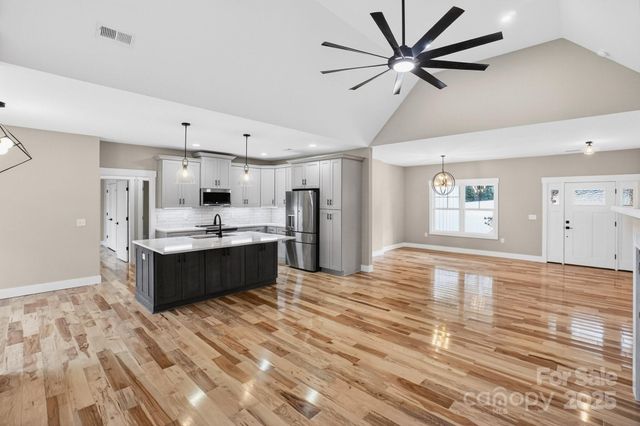 105 Sunset View Lane 55-56, Statesville, NC 28677