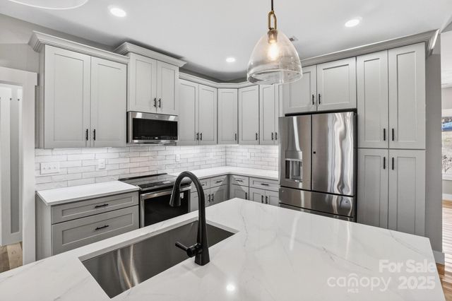 105 Sunset View Lane 55-56, Statesville, NC 28677