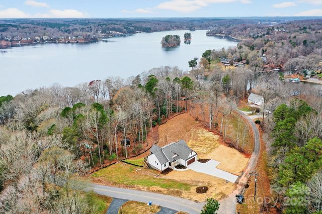 105 Sunset View Lane 55-56, Statesville, NC 28677