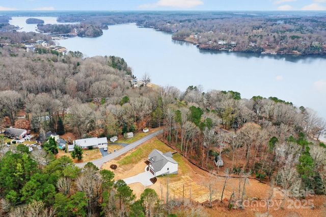 105 Sunset View Lane 55-56, Statesville, NC 28677