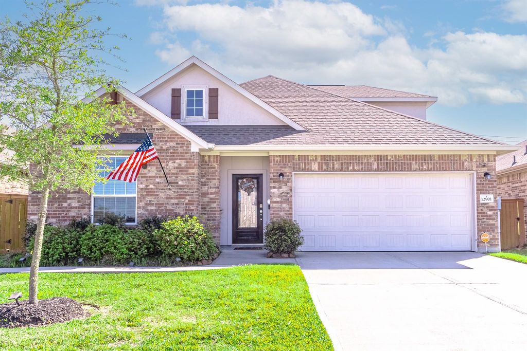 12901 Ocean Breeze Lane, Texas City, TX 77568