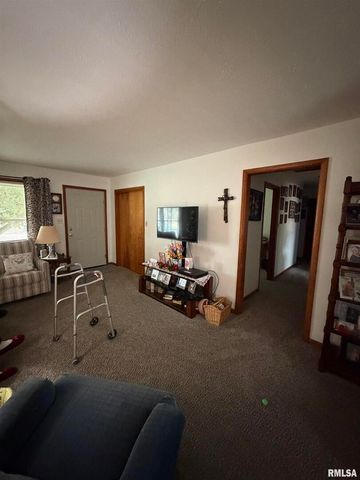 107 CARTER Drive, Metropolis, IL 62960