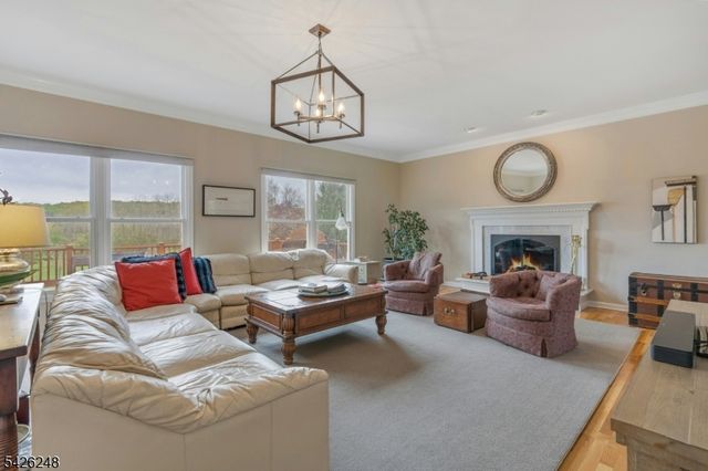 1029 Old Chester, Chester Twp., NJ 07931