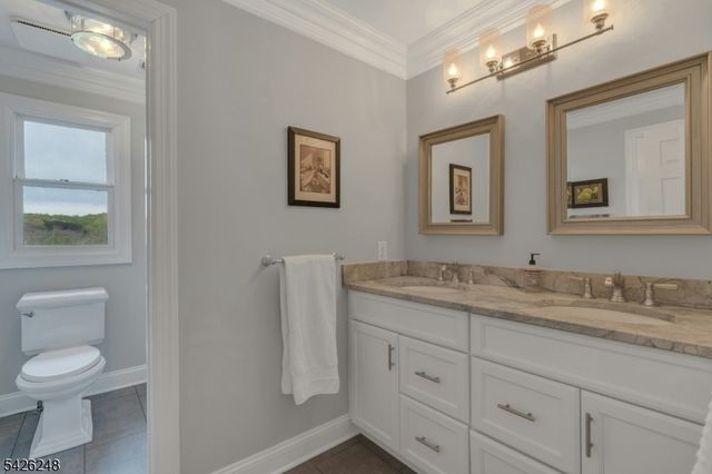 1029 Old Chester, Chester Twp., NJ 07931